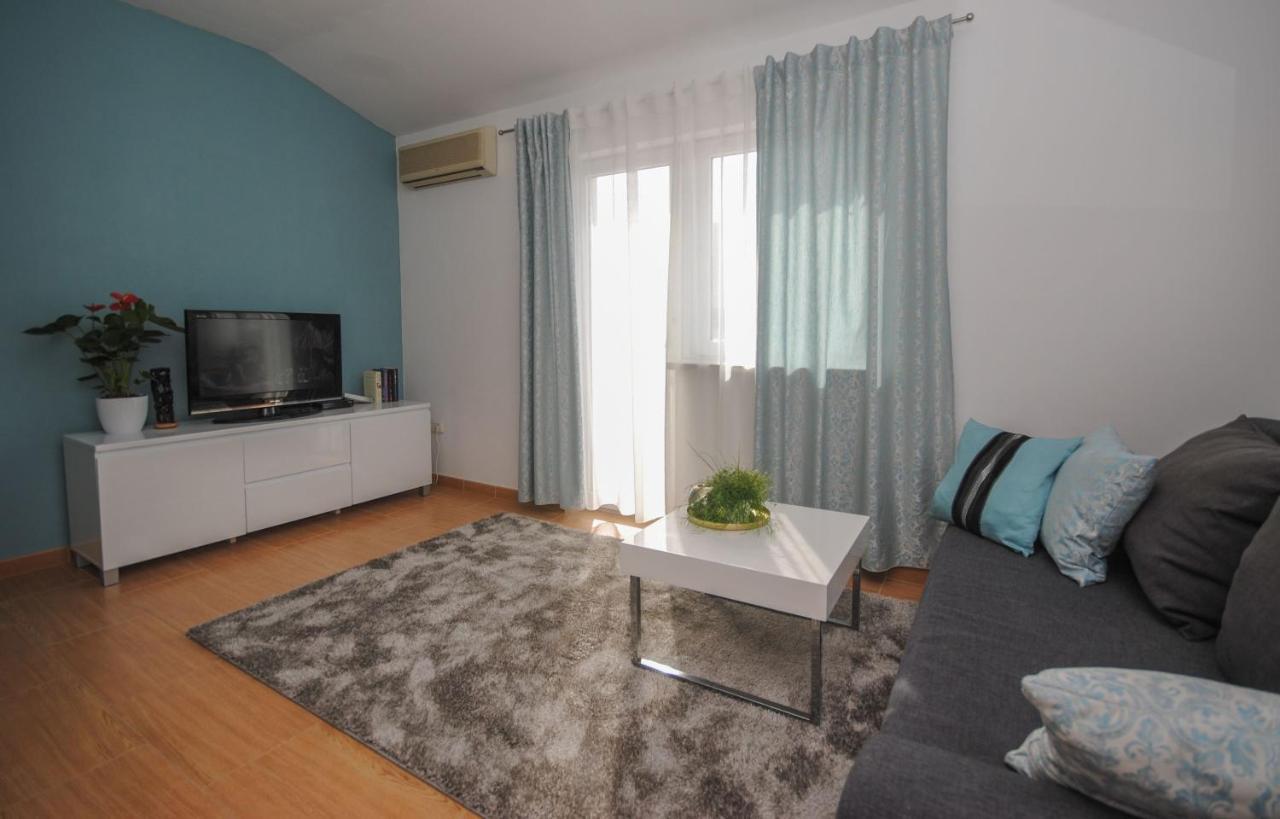 Apartment Tina Podstrana Zewnętrze zdjęcie